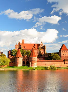 Malbork, Warszawa